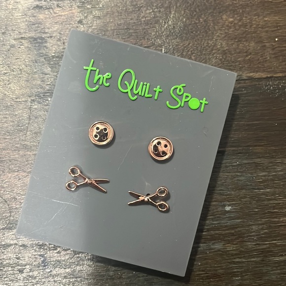 The quilt spot crafty earrings - Picture 1 of 2